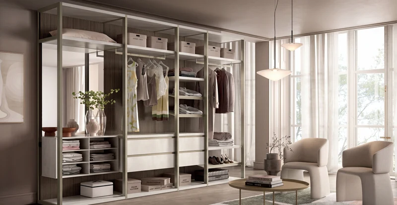 Shoulder Cabins Antares Linear Walk-in Closet A121