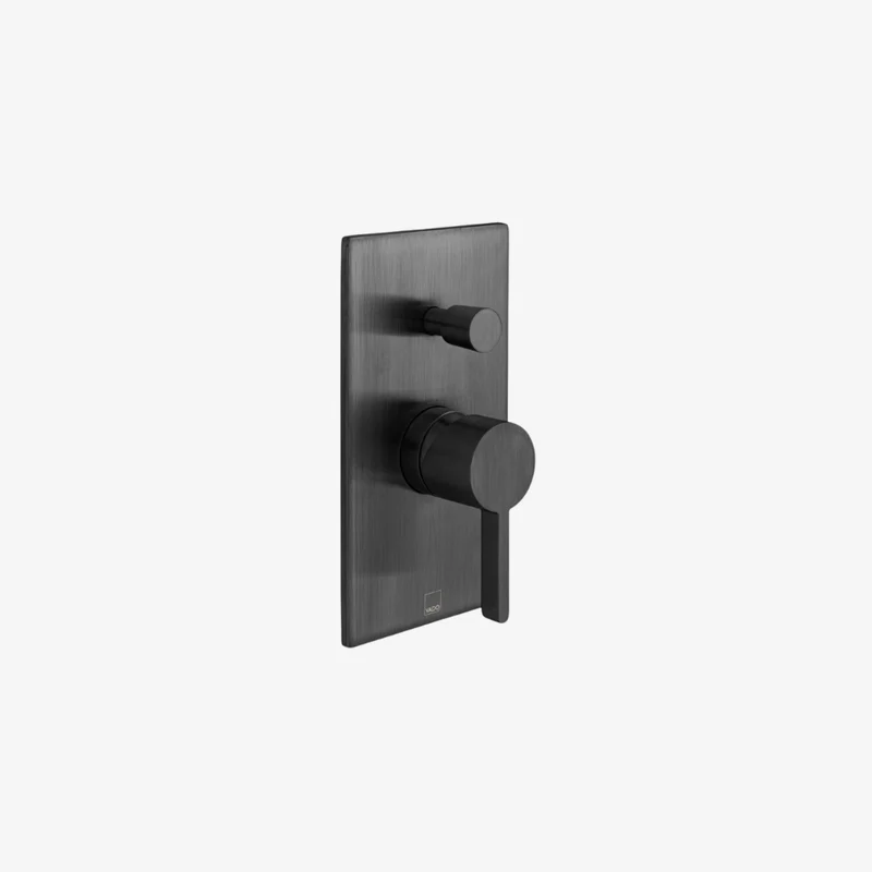 VADO Edit Wall Mounted Concealed Shower Mixer with Diverter 114 x 100 x 185 mm