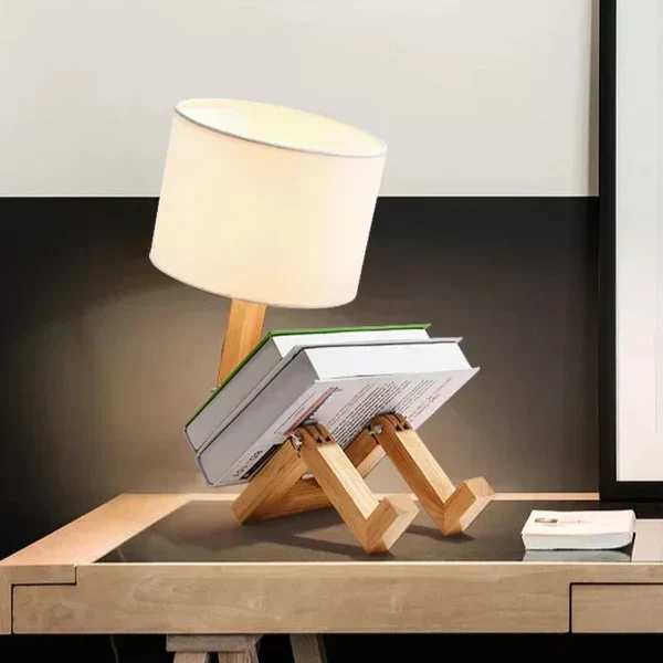Elegant Trä Bordslampa med Bokfack Veska