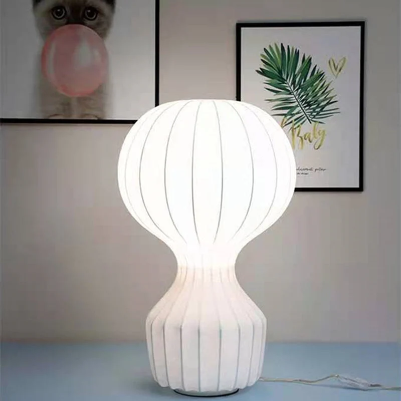 Deko Ballong Bordslampa – Elegant LED Lampa för Vardagsrum och Sovrum | Veska