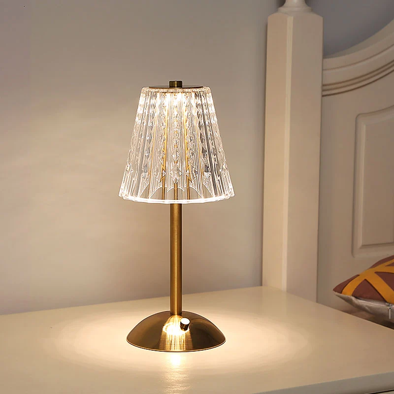 Vintage Crystal LED Bordslampa med Justerbar Ljusstyrka | Veska