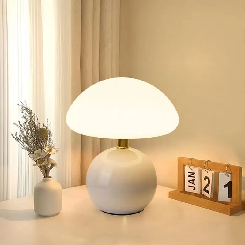 Blush Cloud Keramisk LED Bordslampa | Veska