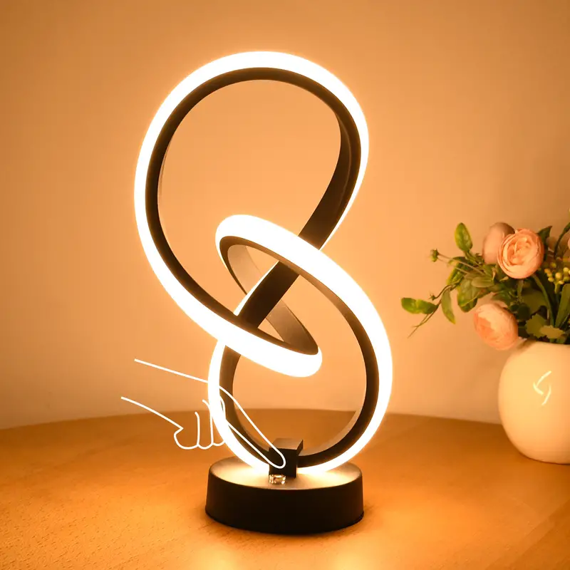 Dimbar stilren lampa - Elara | Veska