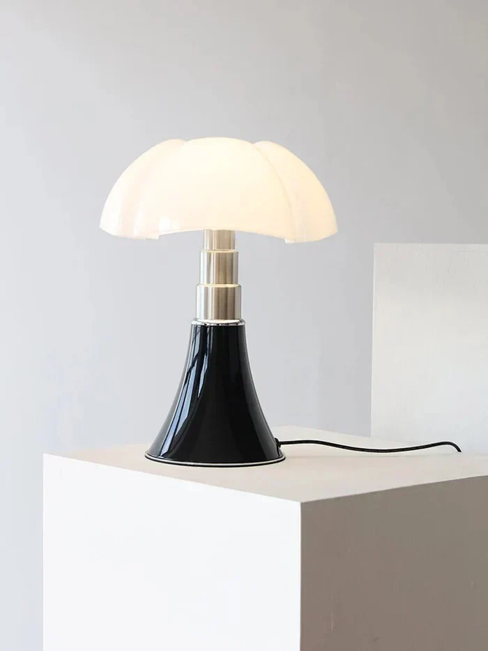 Designer Blomsterbordslampa - FloraLuxe | Veska