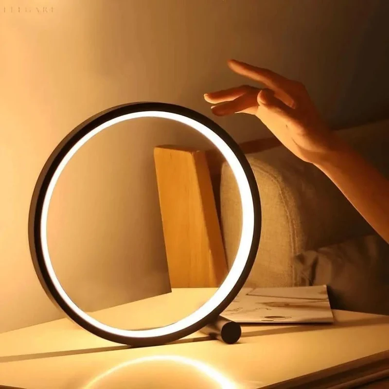 Dimmbar LED Ring Bordslampa – Modern Touch Control | Veska