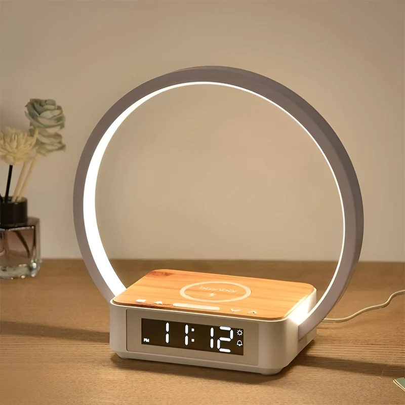 GlowMax 3-i-1 LED Bordslampa – Trådlös Laddare, Väckarklocka & Touchkontroll | Veska