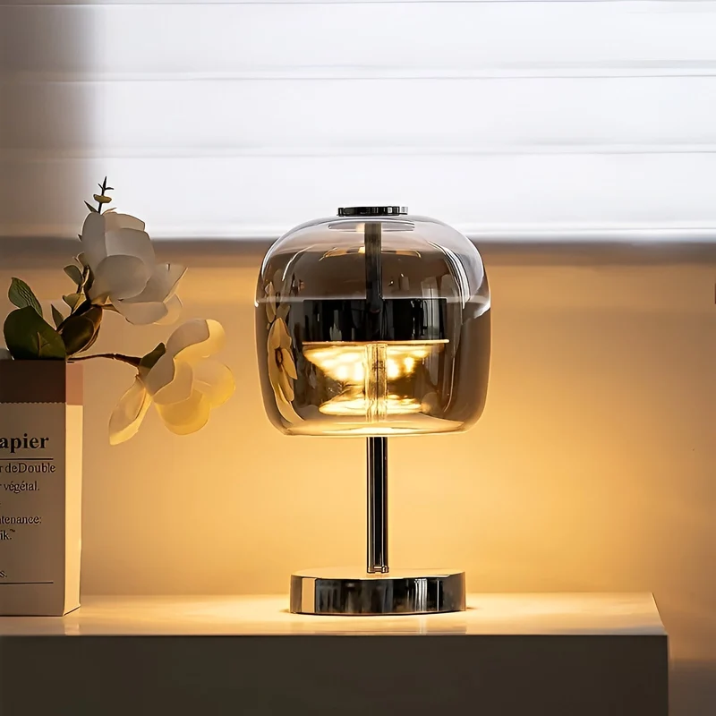 Gleam Glasbordslampa – Rökgrå USB-driven dimbar LED-lampa för sovrum & skrivbord | Veska