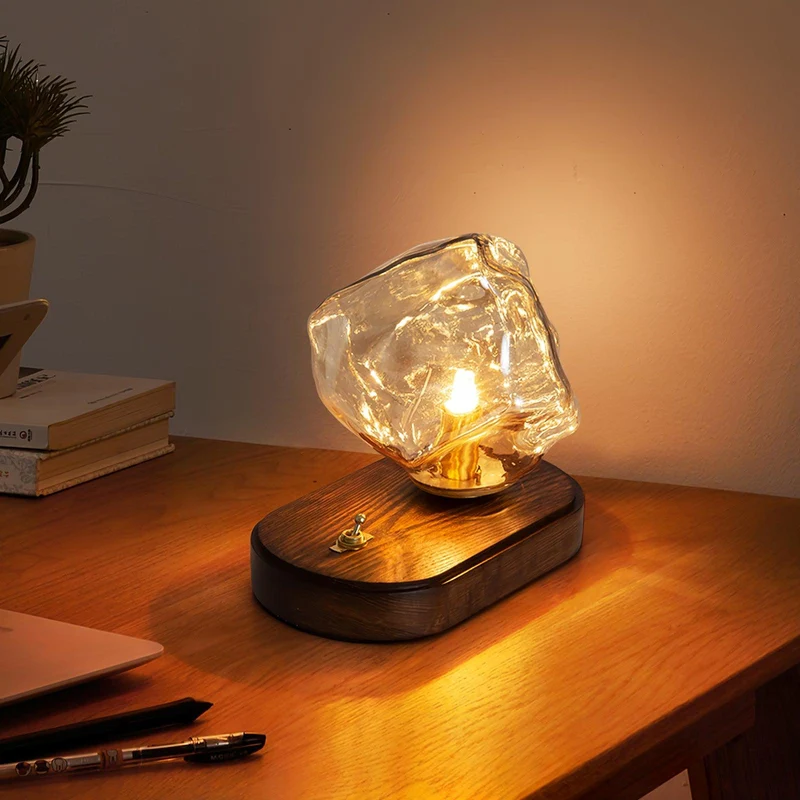 Glasblock Bordslampa | Modern Design med Klar Glas | Idealiskt för Belysning av Vardagsrum & Sovrum | Veska