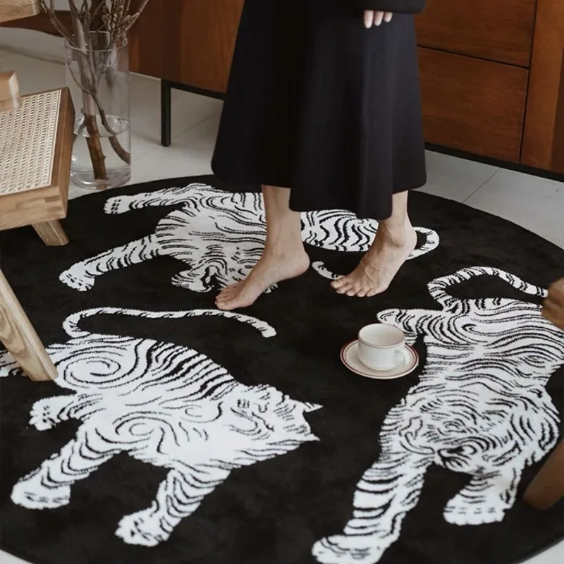 Ink Brush Tiger Mat | Veska