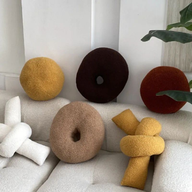 Nordisk Bouclé Abstrakt Kudde – Minimalistisk Plysch Kudde | Veska