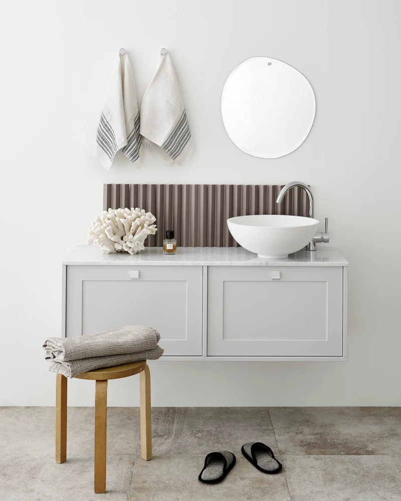 Ensiö | Spacer Panel