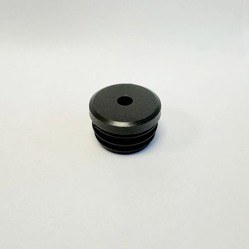 Plug for elbow bend