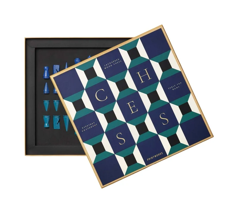 Lacquered Chess